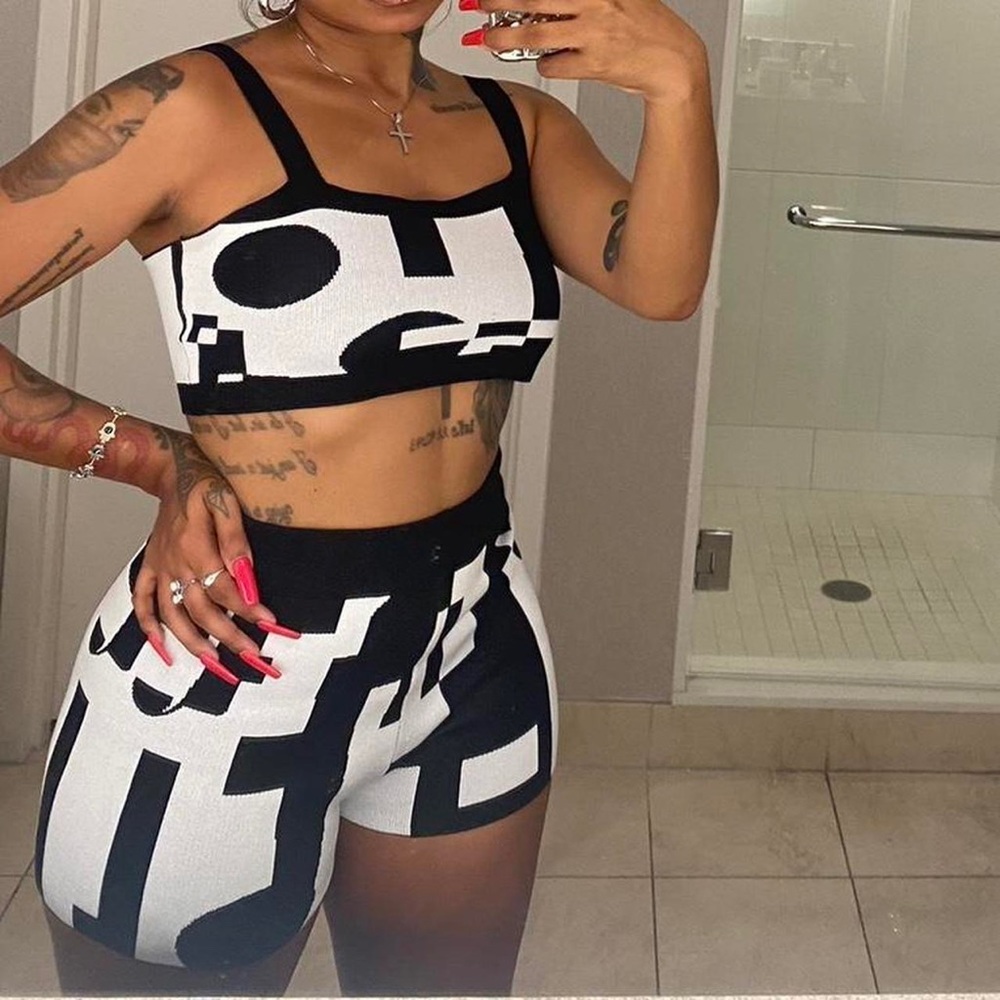 B&W Abstract Print Two Piece Size Medium